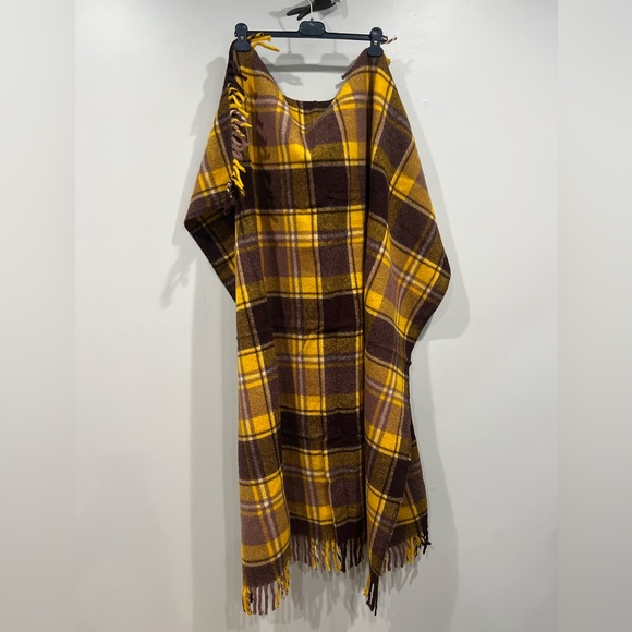 LK New Vintage Wool Stadium Game Day Throw Blanket 50x50 Faribo MN Maroon Gold - Picture 9 of 13